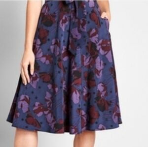 Modcloth On My Way Floral Blue and Brown Tie Waist Skirt NWOT Medium